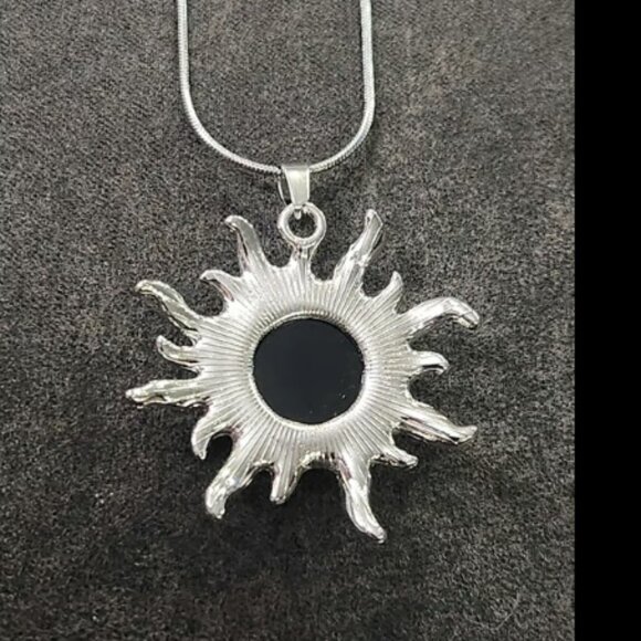 Black Onyx Crystal Sun Necklace - Picture 2 of 2